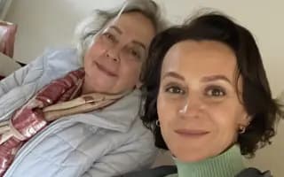 Darujte čítacie zariadenie pre našu nevidiacu mamku a babku